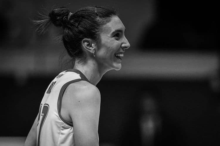 Radina Ignatova Wins Cake-Themed Nail Art Contest