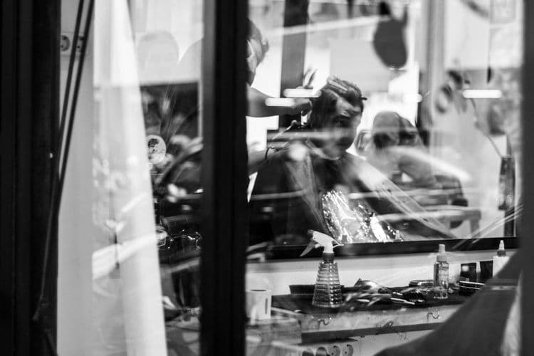 Global Beauty Trends: What High-Street Salons Need to Know