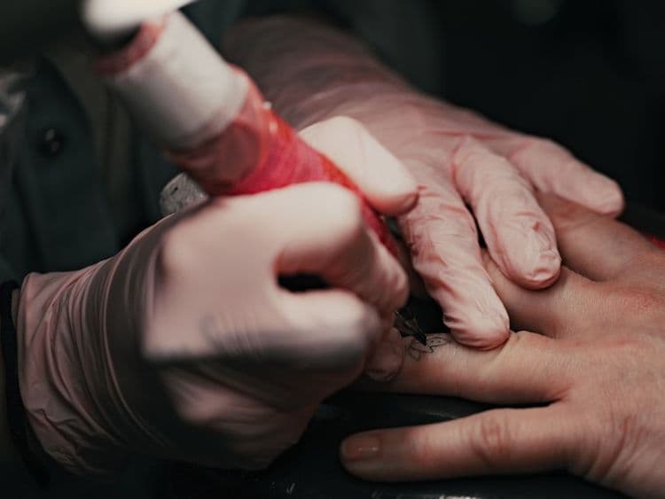 Beginner Nail Techs: Five Crucial Lessons for Sustainable Growth