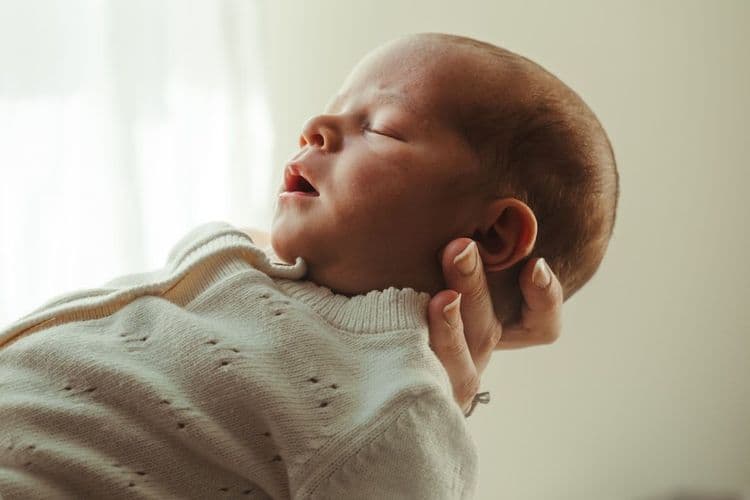 Nail Salons Adapt Services for Mothers at Every Stage