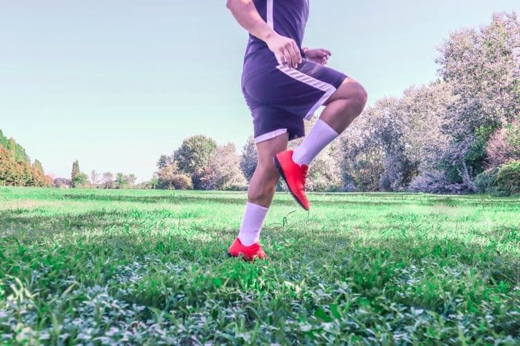 Runners' Foot Woes: What Nail Pros Need to Know