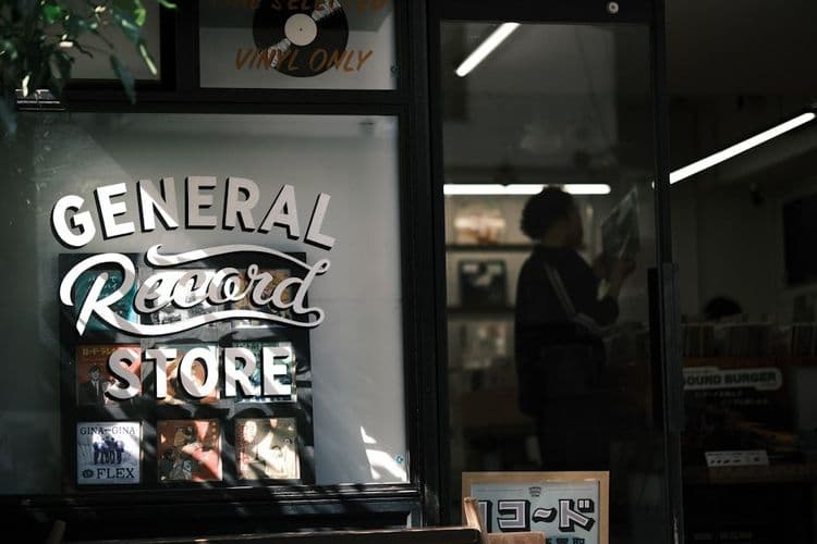 Salon Christmas Success: Rebooking, Retail, and Team Spirit