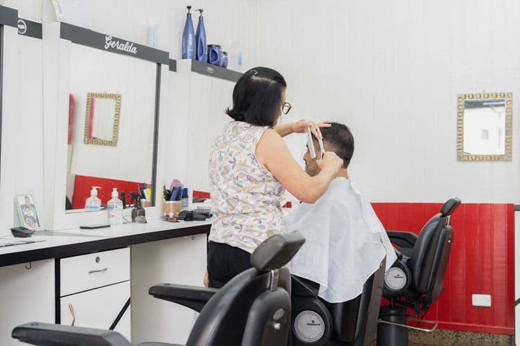 Salon Personalization Drives Client Loyalty Beyond Technical Skill