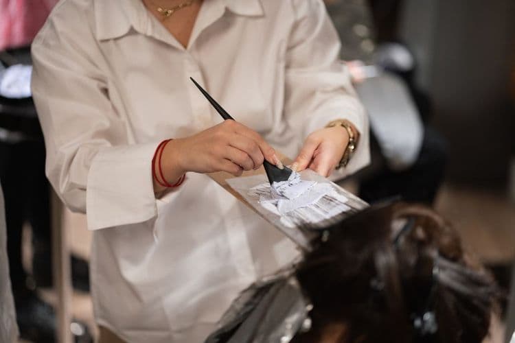Seasonal Packages Drive Year-Round Hair Extension Bookings