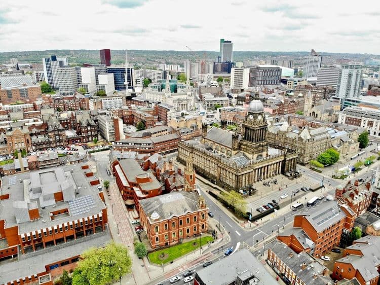 Leeds Summit Hosts AI and Growth Strategy Roundtables