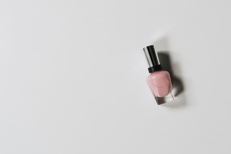 HEMA in Nail Products: No UK Ban Confirmed