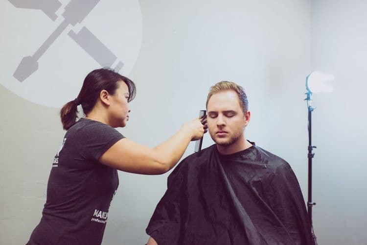 Multi-Generational Salon Strategy: Bridging Tech and Tradition