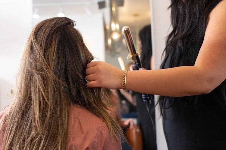 UK Home Nail Salons: Legal, Finance & Setup Guide