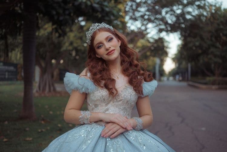 Ryan Hobbs Wins Black Tie Sparkle Nail Art Contest