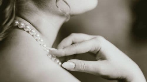 Bangle Nails: 3D Trend Forges Ahead in 2026