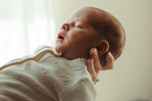 Nail Salons Adapt Services for Mothers at Every Stage