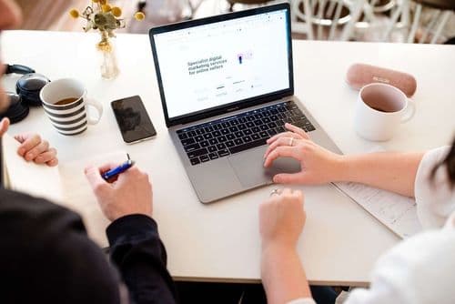 Expert Marketing Insights for Salons from HJ's Business Boardroom