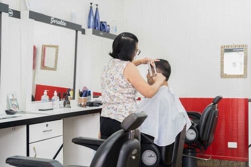 Salon Personalization Drives Client Loyalty Beyond Technical Skill